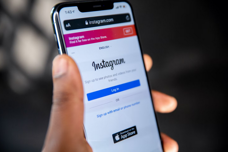 Instagram’s Interactive Features to Make Use After You Buy Instagram Followers